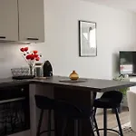 Adorable 2p Avec Piscine Διαμέρισμα *